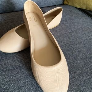 Mix No. 6 nude ballet flat